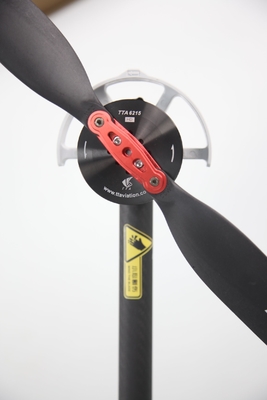 "Агри-Агро" - беспилотник для распыления весом 25 кг, вместимостью 25 литров и внутренней нитью